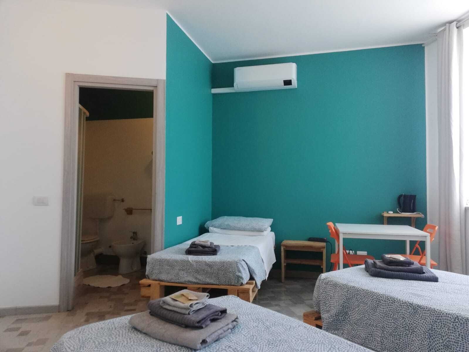 Couette en duvet, décor unique, bureau, rideaux d’obscurcissement