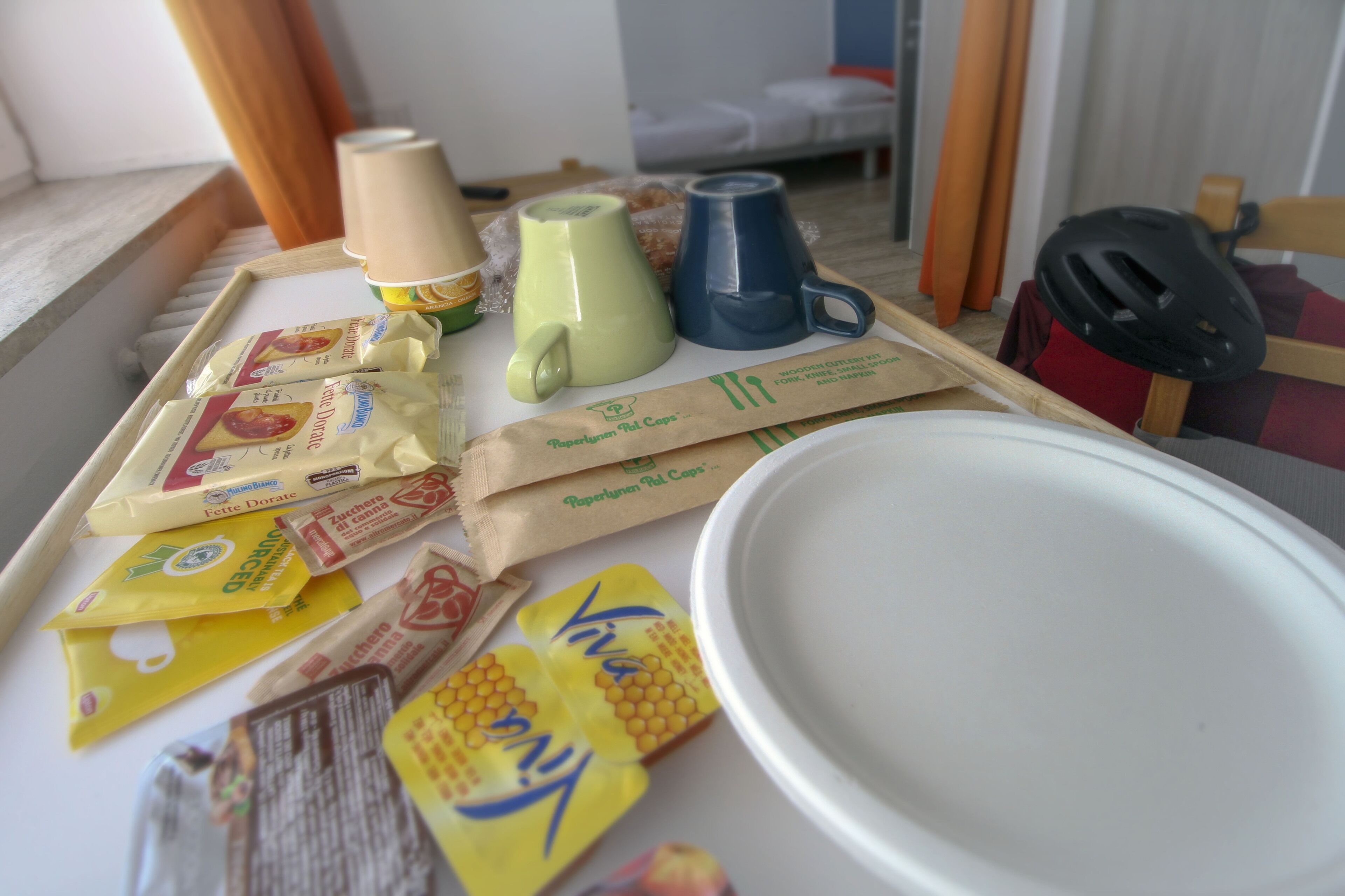 daily to-go breakfast (eur 8 per person)