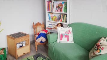 Área de juegos infantiles bajo techo