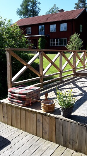 Property grounds - Ulvsbomuren Vildmark & Lantliv (Ramnas)