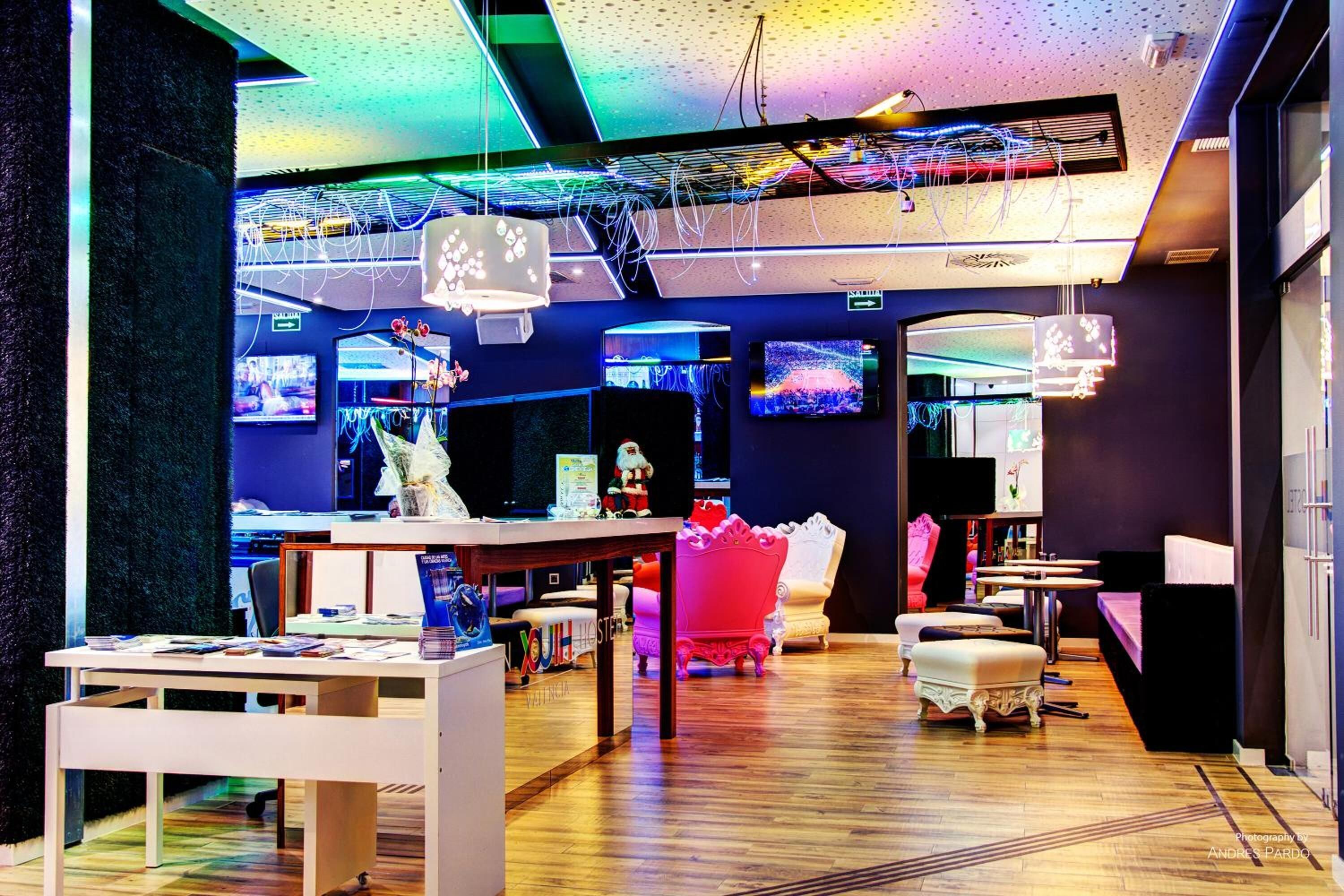 Photo - Urban Youth Hostel