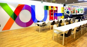 Restaurant - Urban Youth Hostel (Valencia)