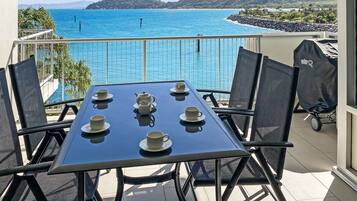 Superior Apartment, 2 Bedrooms, Pool Access, Ocean View | Balcony