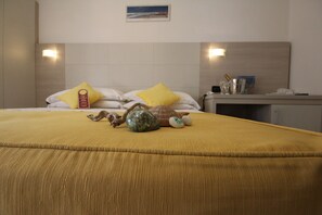 Desk, cots/infant beds, free WiFi, bed sheets