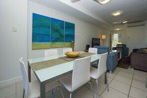Family Townhome, 3 Bedrooms, Pool Access, Marina View | In-room dining - Beachside Apartment 13 (Nelly Bay)