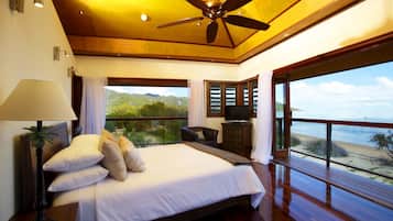 Luxury House, 3 Bedrooms, Private Pool, Ocean View | 3 bedrooms, iron/ironing board, cots/infant beds, rollaway beds
