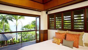 Luxe huis, 3 slaapkamers, privézwembad, uitzicht op oceaan | 3 slaapkamers, een strijkplank/strijkijzer, babybedden, extra bedden