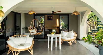 C'Roque Beach Resort