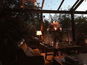 Breakfast, lunch, dinner served; local cuisine  - Ecohotel Nos (Silleda)