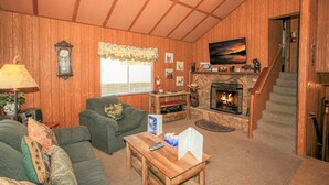 Standard Cabin, Non Smoking, Kitchen | Living area | TV, fireplace, DVD player - Bear Mountain Retreat (Big Bear Lake)