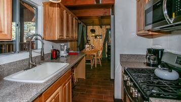 標準小屋, 非吸煙房, 廚房 | 私人廚房 | 大型冰箱、微波爐、烤箱、爐台