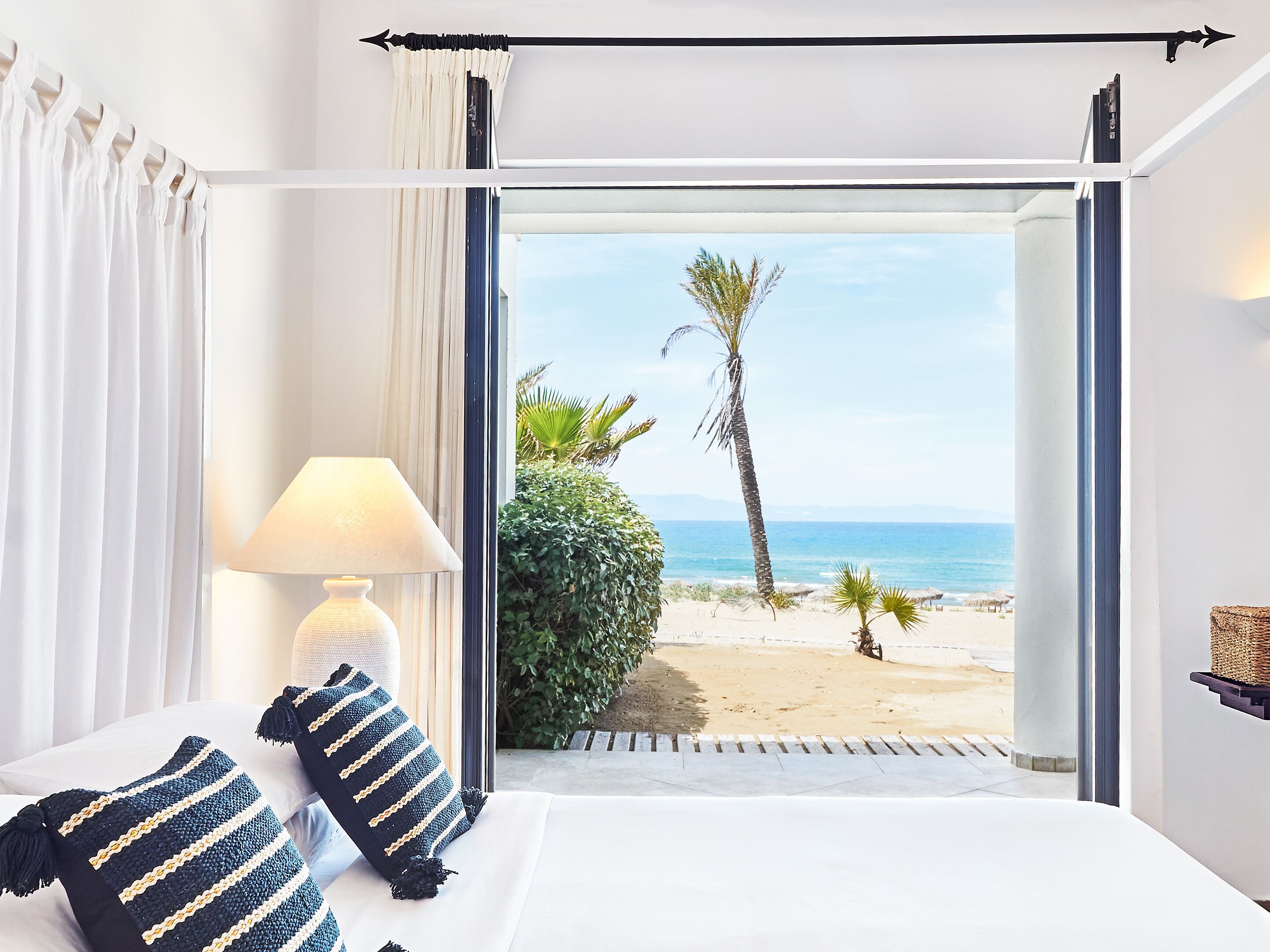 beach villa | 2 bedrooms, minibar, in-room safe, desk