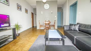 Televisión de pantalla plana