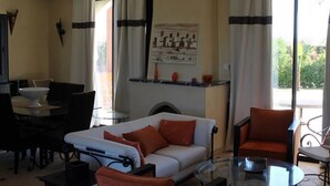 Villa, 3 slaapkamers | Woonkamer