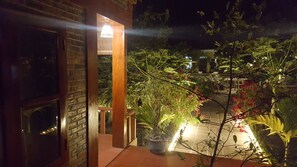 Bed in 6-bed mixed dormitory | Garden - Tam Coc River View Homestay (Hoa Lu)