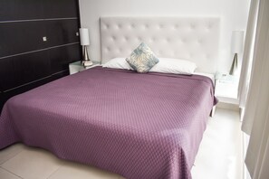3 bedrooms, free WiFi, bed sheets - Barcelona Tower By Koox Luxury Collection (Cancun)