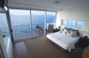 Appartement supérieur, 3 chambres, accès à la piscine, vue sur l’océan | 3 chambres, fer et planche à repasser, lit de bébé (supplément)