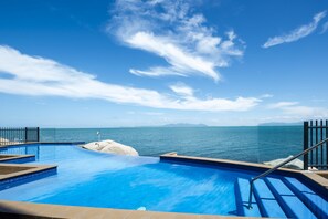 4 outdoor pools - 1 Bright Point Apartment 4201 (Nelly Bay)