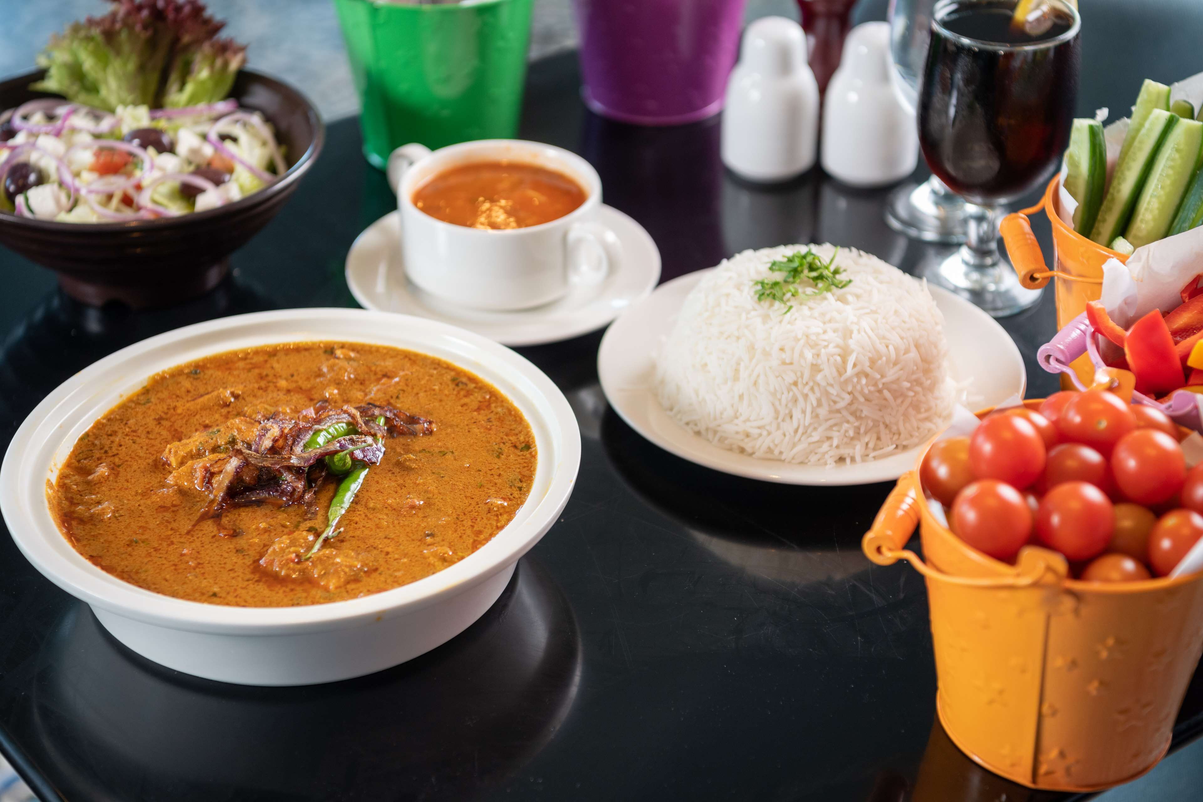 Makanan dan minuman