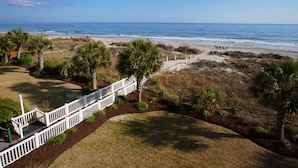 Beach/ocean view - Beach Club III by Elliott Beach Rentals (North Myrtle Beach)
