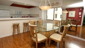 Apartment, 4 Schlafzimmer, Meerseite | Eigene Küche