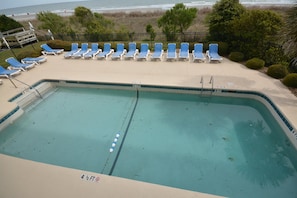 Outdoor pool - Ocean Pier III by Elliott Beach Rentals (North Myrtle Beach)