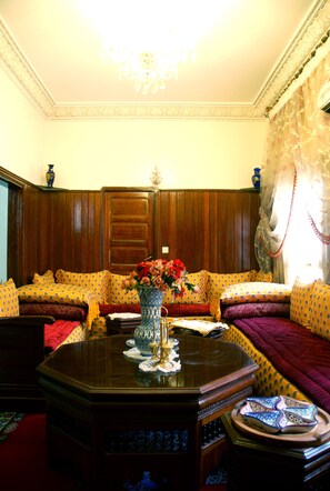 로비 좌석 공간