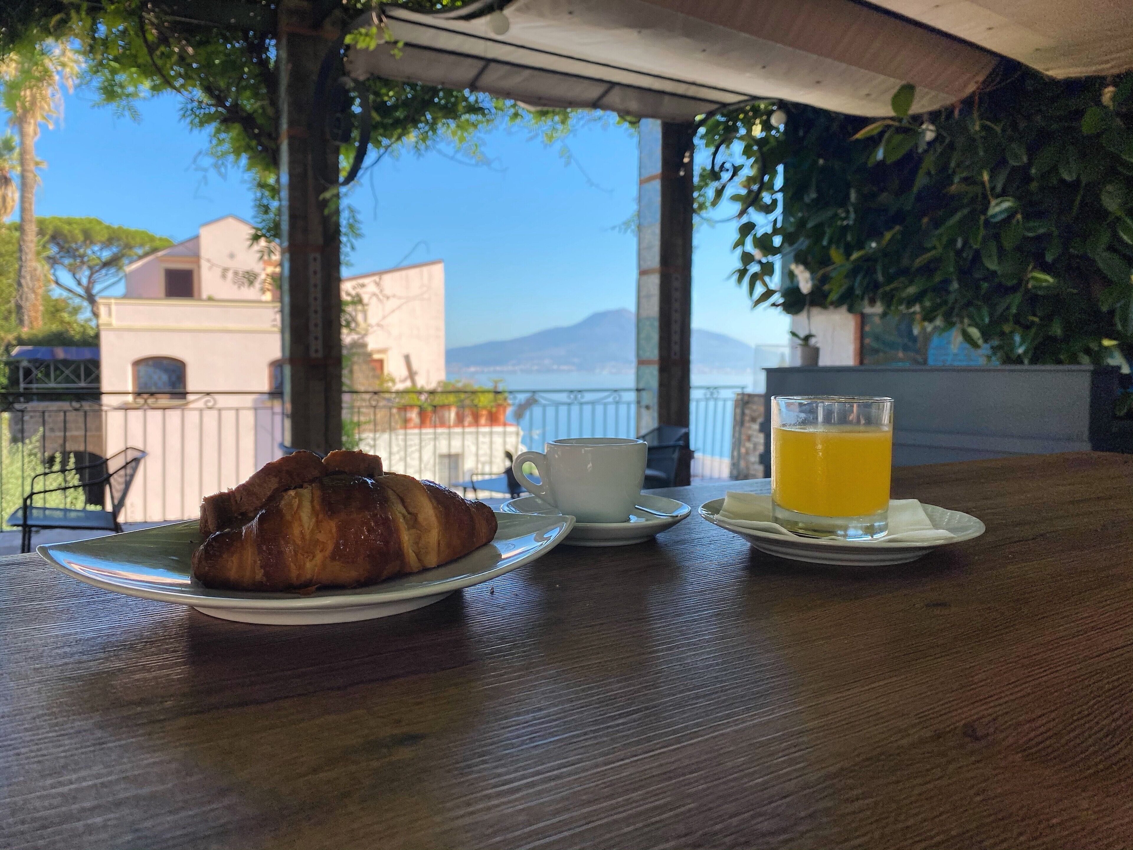 Tägliches nach Wunsch zubereitetes Frühstück gegen Gebühr