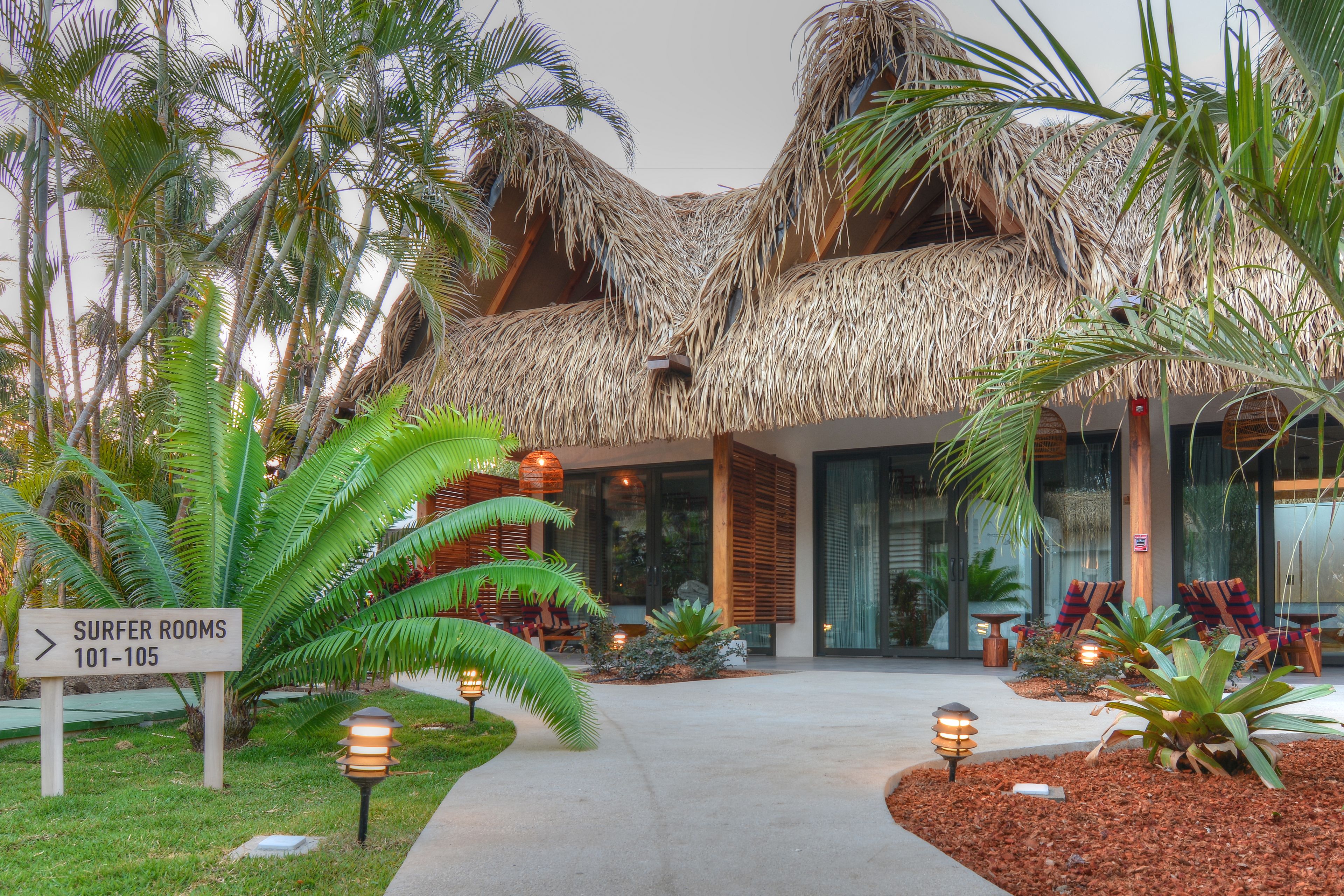 Surf Suite | Minibar, in-room safe, desk, blackout drapes