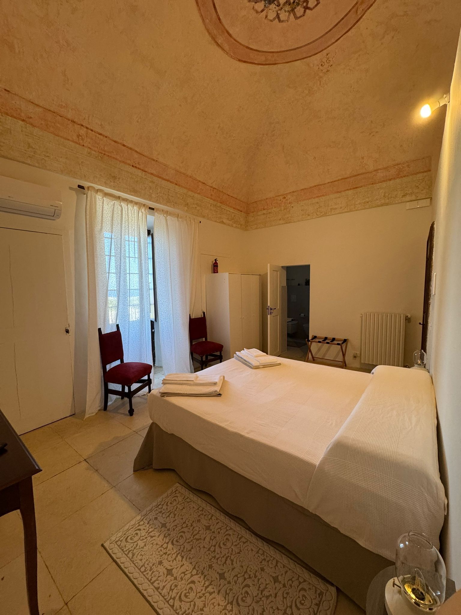 ルーム ダブルベッド 1 台 バルコニー (La Loggia) | 高級寝具、羽毛の掛け布団、デスク、ノートパソコン用作業スペース