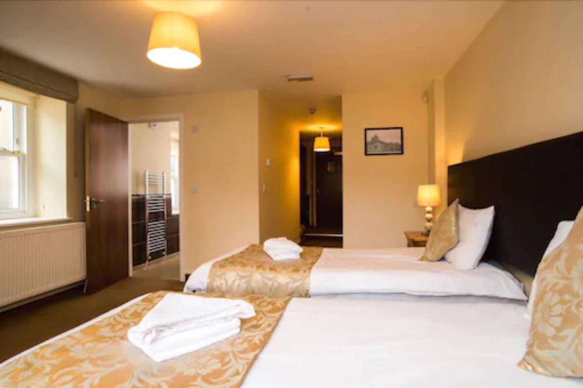 Twin Room, Balcony | WiFi (free), bed sheets