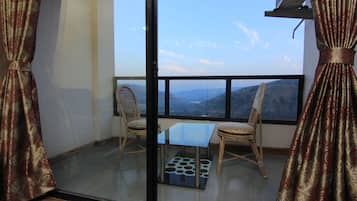 Suite junior, vista al valle | Vista desde la habitación