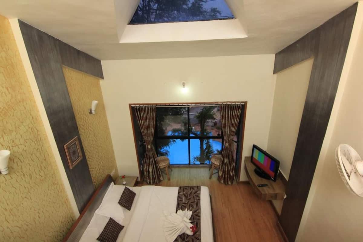 Superior Suite, Valley View