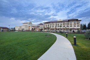 Exterior - The Murieta Inn & Spa (Sloughhouse)