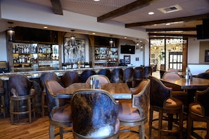 Lounge - The Murieta Inn & Spa (Sloughhouse)