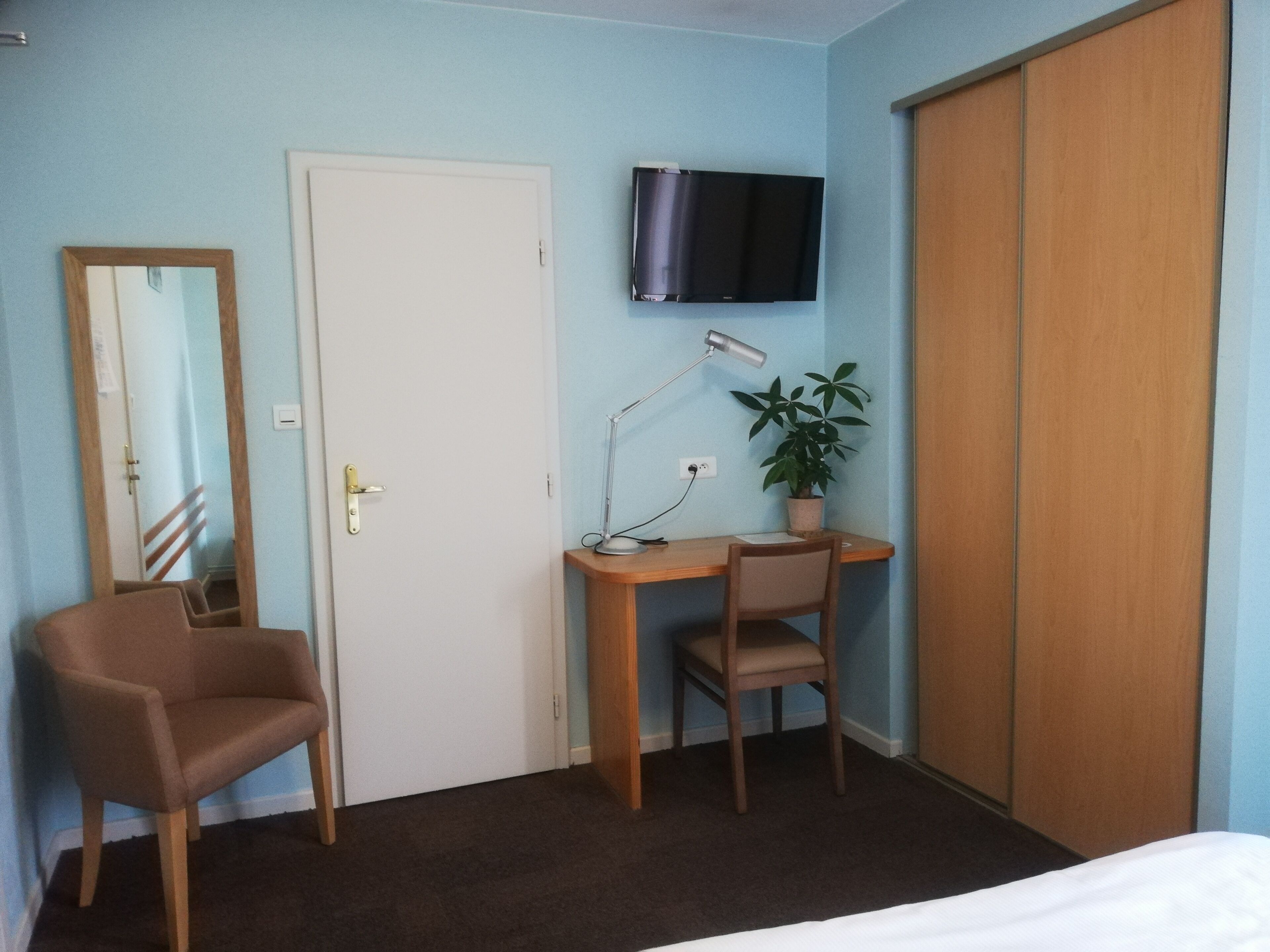 individually decorated, individually furnished, desk, blackout curtains