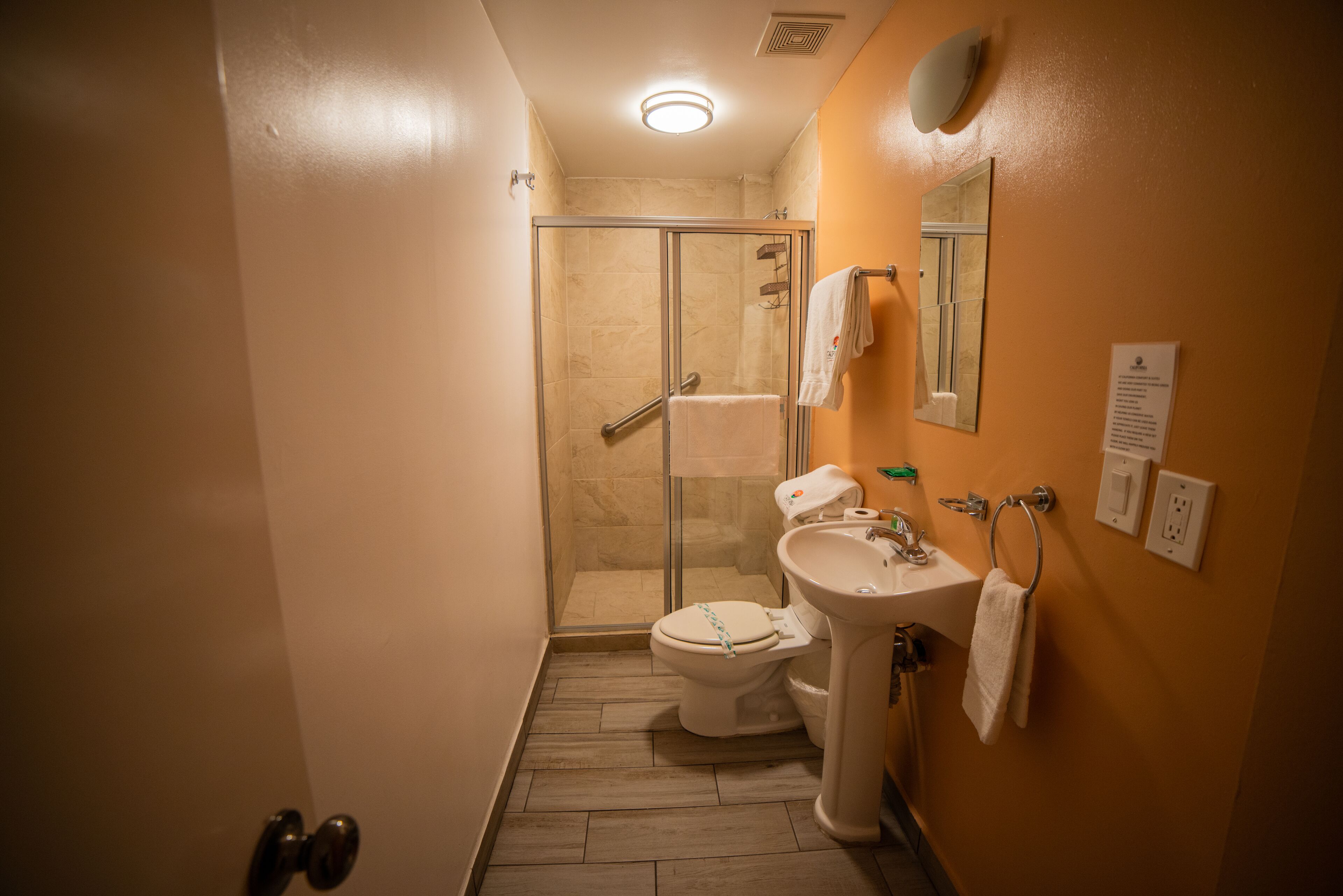 shower, free toiletries, towels