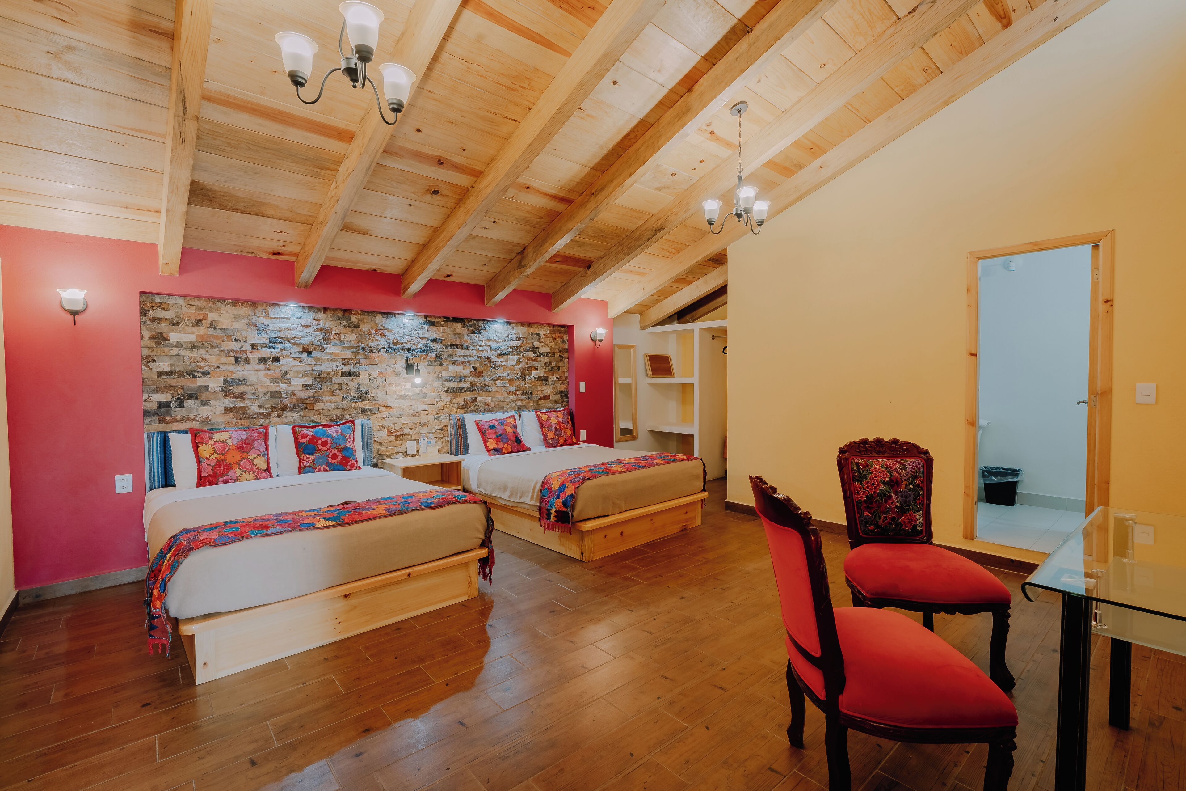 double room, 2 queen beds | iron/ironing board, free wifi, bed sheets