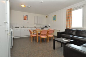 Interior - Waterfront Guest Accommodation (Greenock)