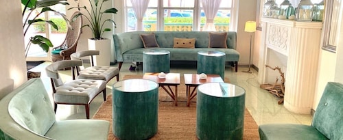 The Broadmore Miami Beach