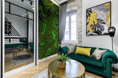 DeZign Apartments