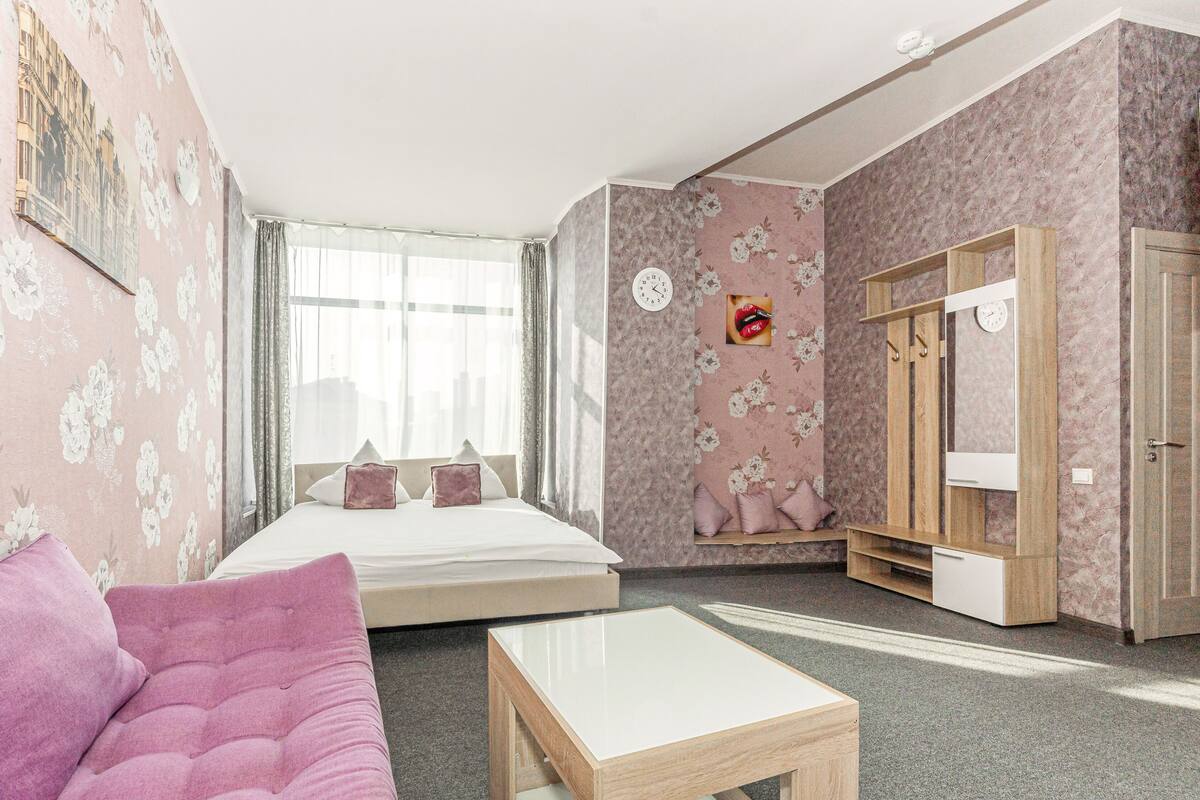 Deluxe Double Room, City View
