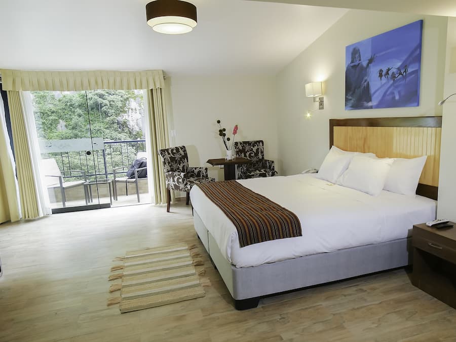 Suíte presidencial, 1 cama King | Roupas de cama premium, edredons de pluma, frigobar, cofres nos quartos