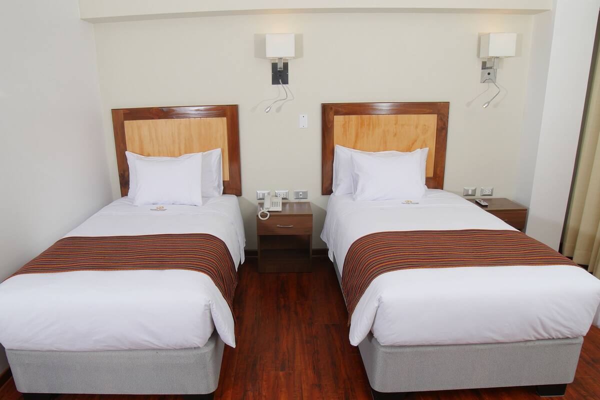 Standard Twin Room