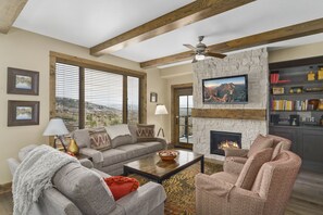 Televisio, takka, Netflix, Hulu