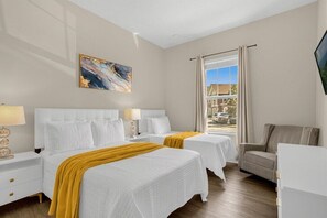 4 bedrooms, iron/ironing board, WiFi, bed sheets