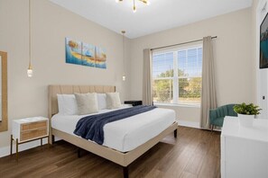 4 soverom, strykejern/-brett, wi-fi og sengetøy