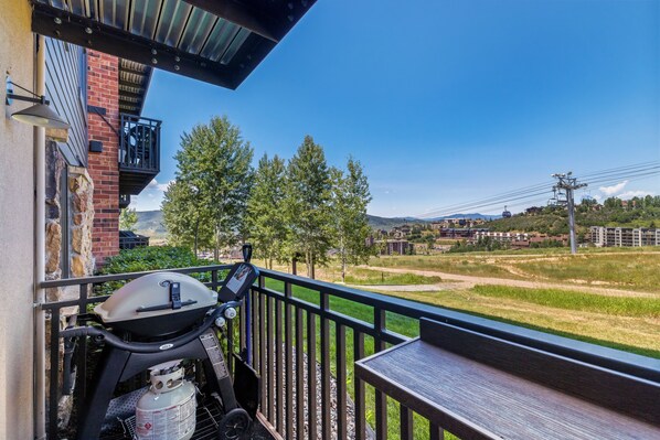 Property grounds - Bear Claw 316 On Mountain Condo With Ski-In/Ski-Out Access! (Steamboat Springs)