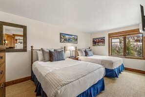 2 habitaciones, tabla de planchar con plancha y wifi gratis