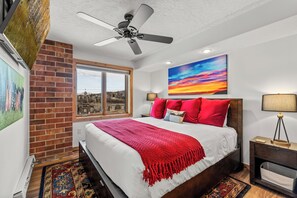 3 chambres, fer et planche à repasser, accès au Wi-Fi (inclus)